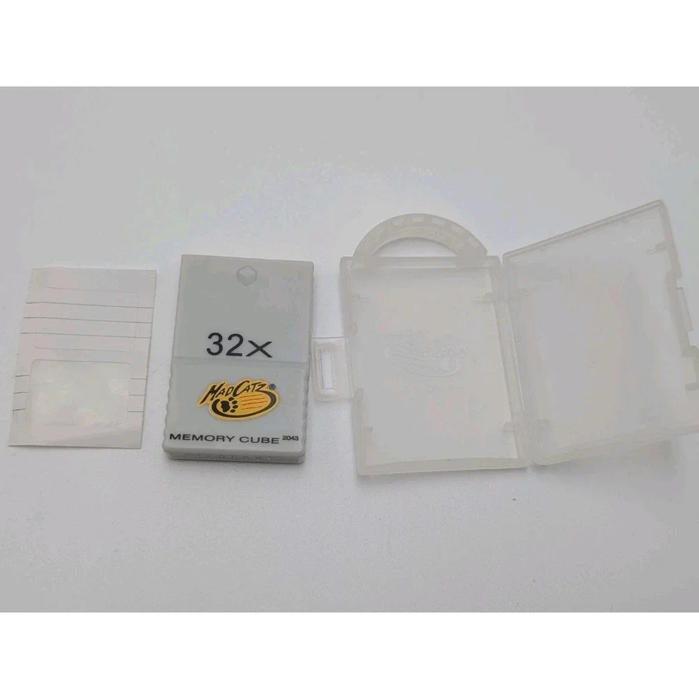 MadCatz Nintendo GameCube Memory Card 32X 2043 Blocks